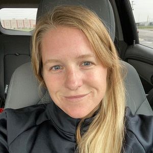 Meet your Posher, Courtney